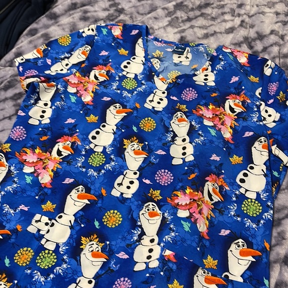 Scrub top - Picture 3 of 3